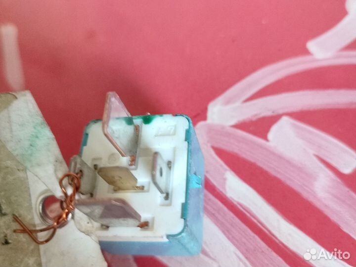 Реле моторчика печки отопителя Toyota