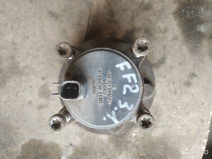 Ступица задняя левая Ford Focus 2 1.8 2005-2011