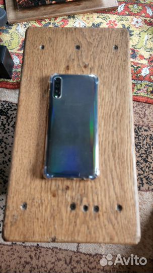 Samsung Galaxy A70, 6/128 ГБ