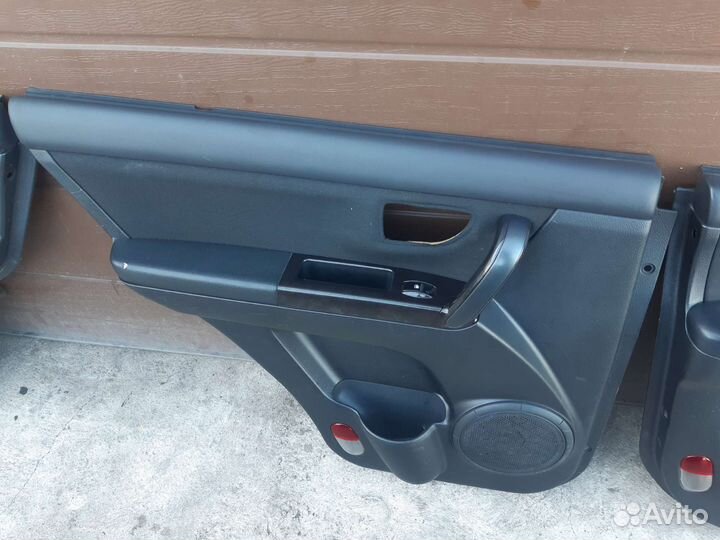 Kia Sorento 1 BL обшивка двери задняя