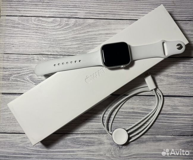 Часы apple watch 8 45 mm