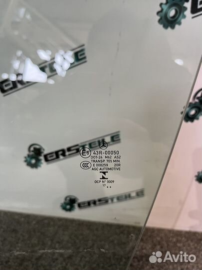 Стекло двери левой Mercedes W238 2017