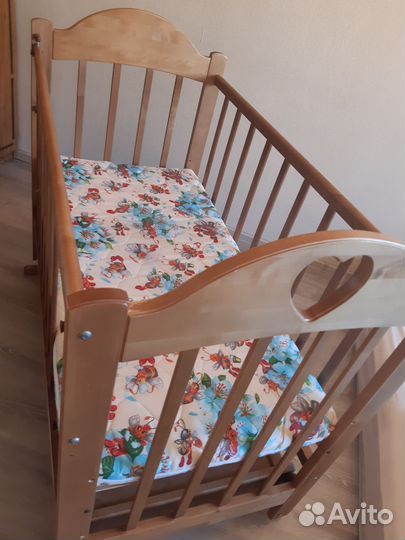 Кроватка