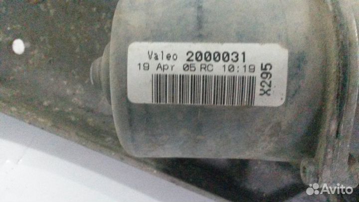 Трапеция стеклоочистителей Cadillac STS