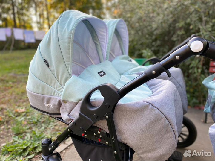 Коляска для двойни