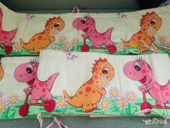 Бортики в кроватку