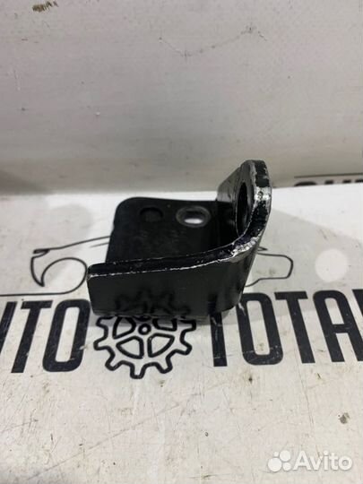 Кронштейн Audi Q5 8R CDN 2011