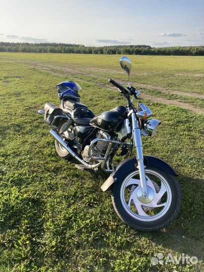 Baltmotors classik 200