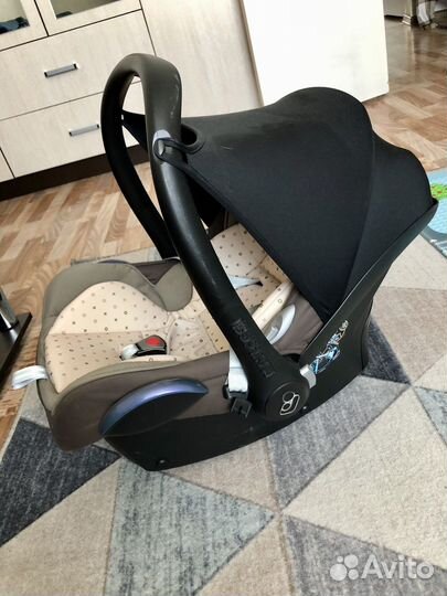 Автоюлька Maxi-cosi