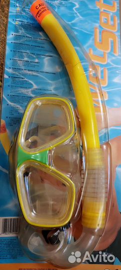 Маска и трубка для плавания 