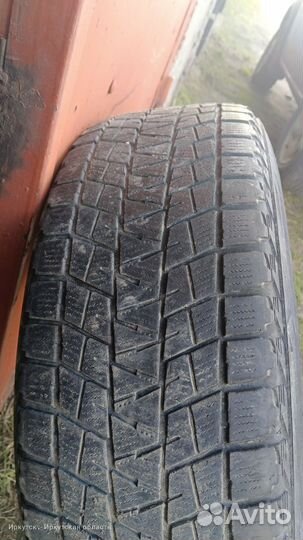 Bridgestone Blizzak DM-V2 225/65 R18