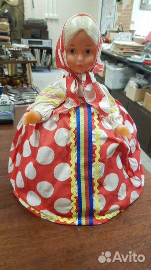 Кукла грелка на чайник