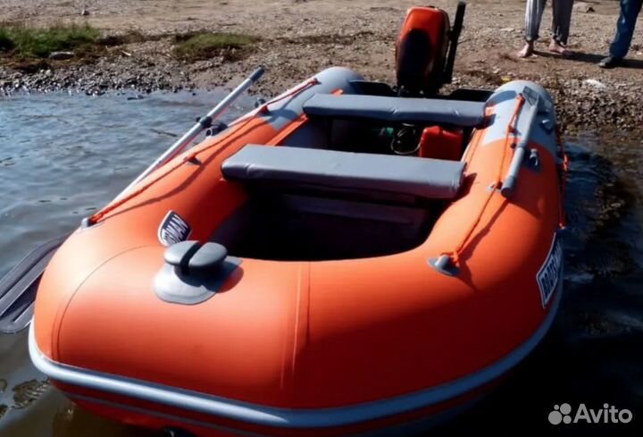 Лодка пвх BoatsMan BT345SK