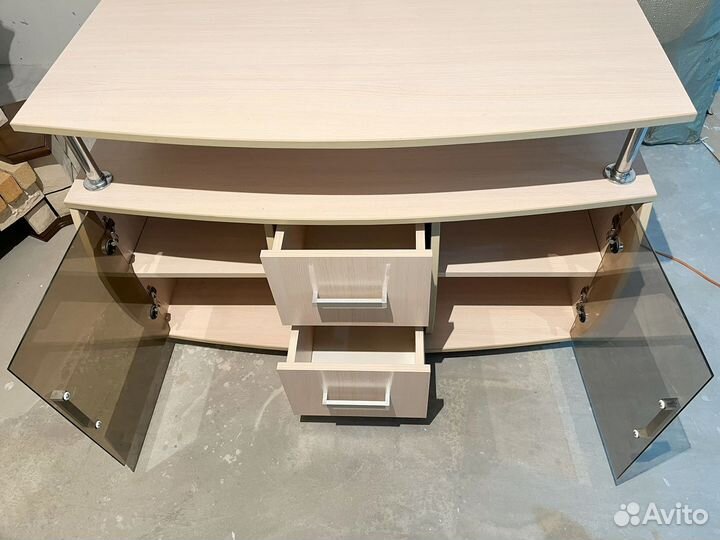 Тумба под телевизор