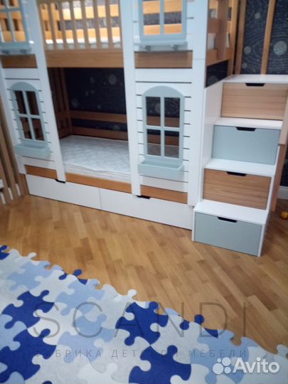 Детская кроватка