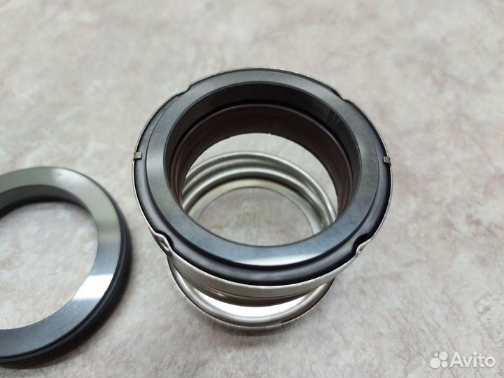 Торцевые уплотнение нв-мн-е 50/50-80 дхм 10026.09