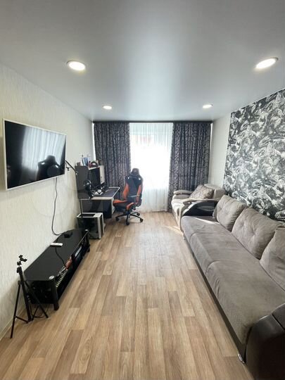 2-к. квартира, 53 м², 4/9 эт.