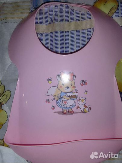 Слюнявчик силиконовый