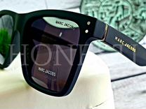 Поляризационные солнцезащитные очки Marc Jacobs