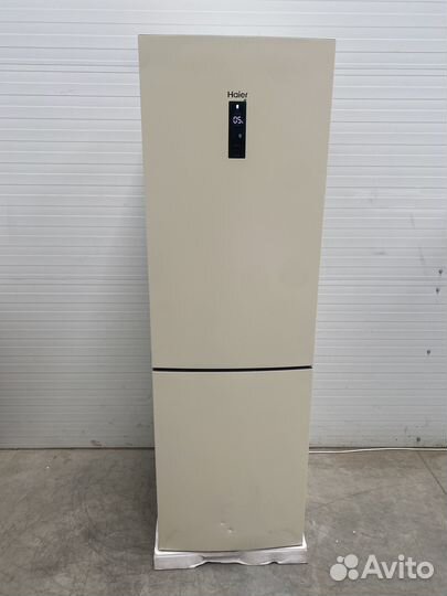 Холодильник Haier C2F636ccrg