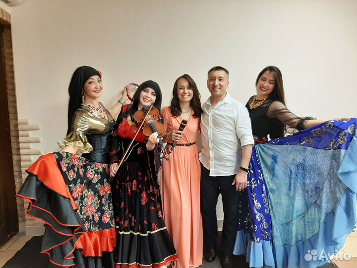 Поющая ведущая тамада на свадьбу юбилей никах