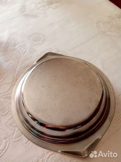 Тарелки металлические винтажные