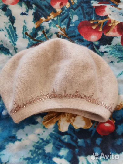 Берет женский новый