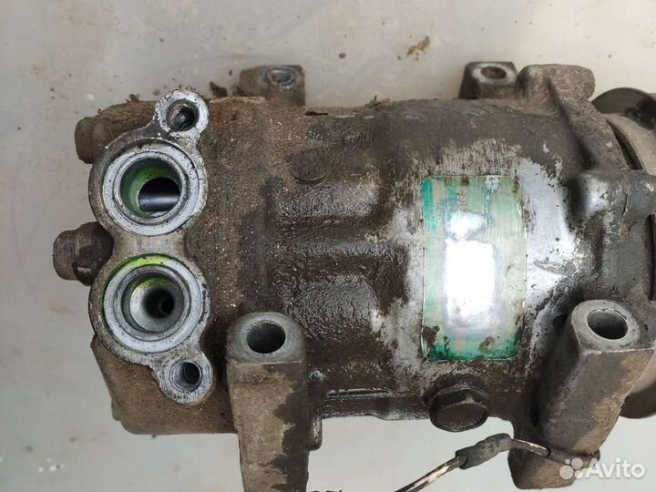 Компрессор кондиционера Рено лагуна 1