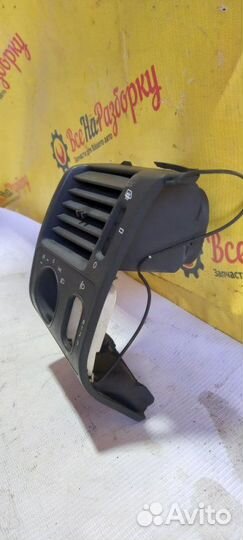 Накладка торпеды левая Мерседес-Бенс E-Класс W 210