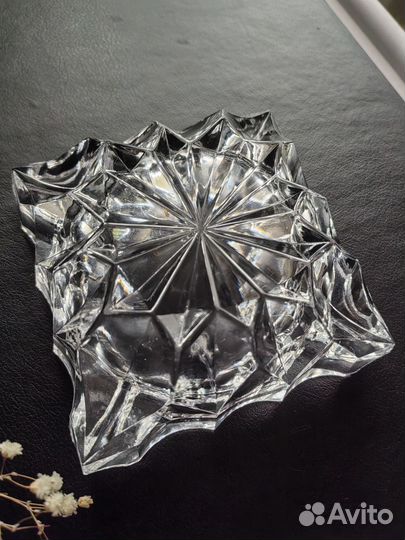 Хрустальная пепельница