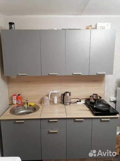 Кровать двухспальная с матрасом бу 160 200. Кухня