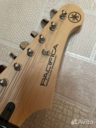 Электрогитара Yamaha pacifica 012 - балдёж