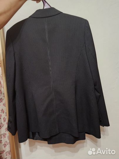 Костюм женский в полоску