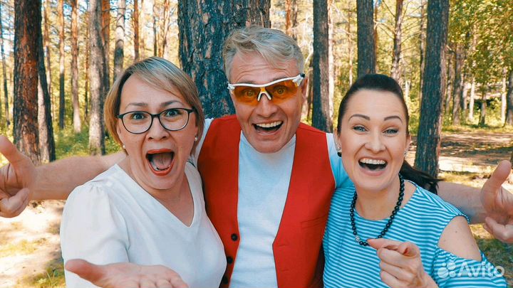 Тамада, ведущий вместе с диджем