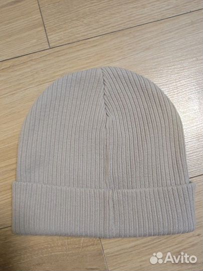 Демисезонные шапки hm