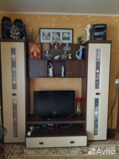 Стенка в гостиную