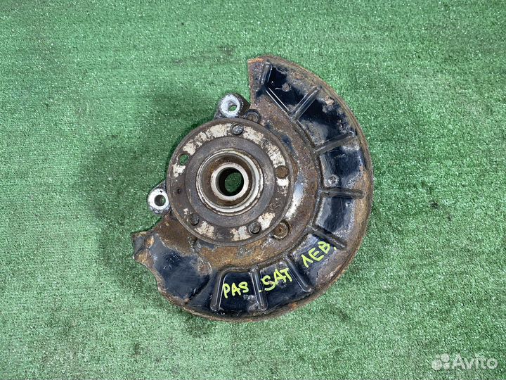 Поворотный кулак левый Фольксваген passat b6