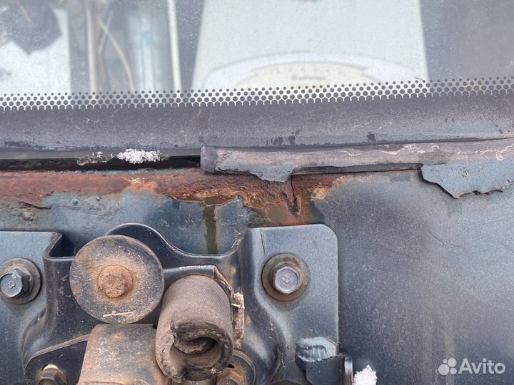 Крышка багажника kia sportage 1