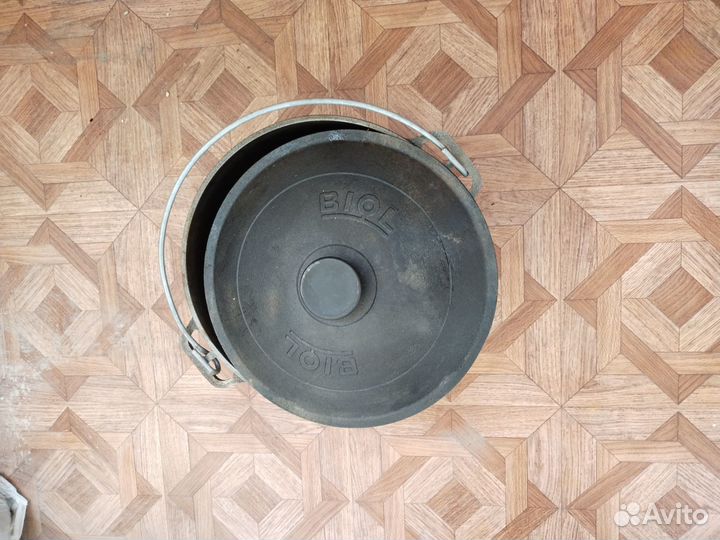 Казан чугунный бу