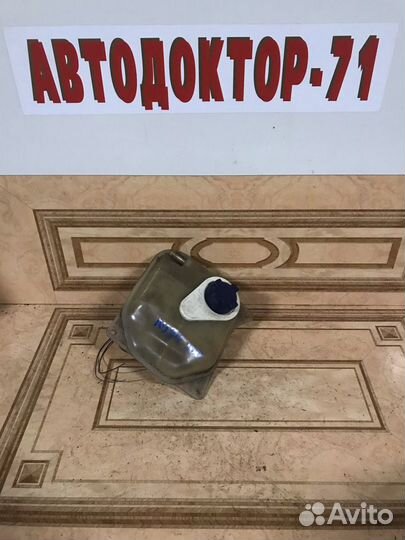 Расширительный бачок Ауди 100 C4