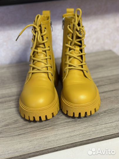 Ботинки женские