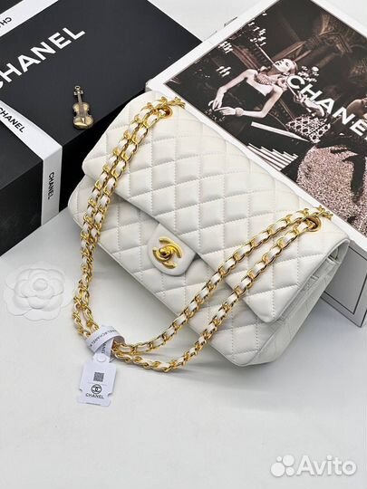 Сумка Chanel белая