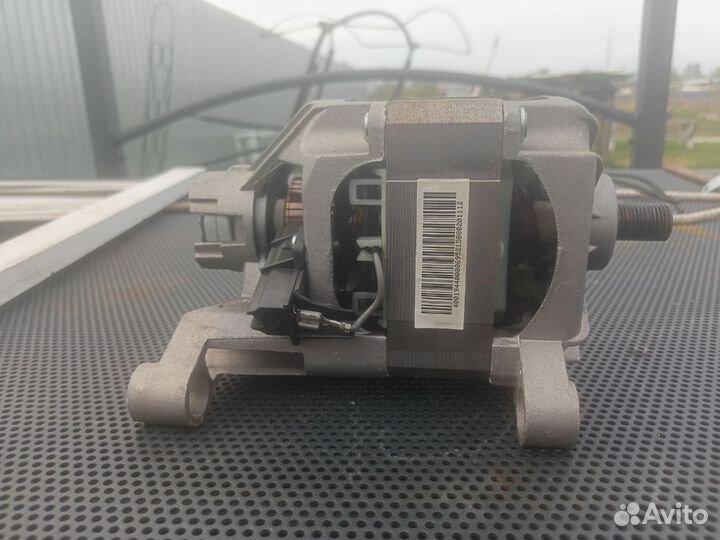 Электродвигатель от стиральной машины
