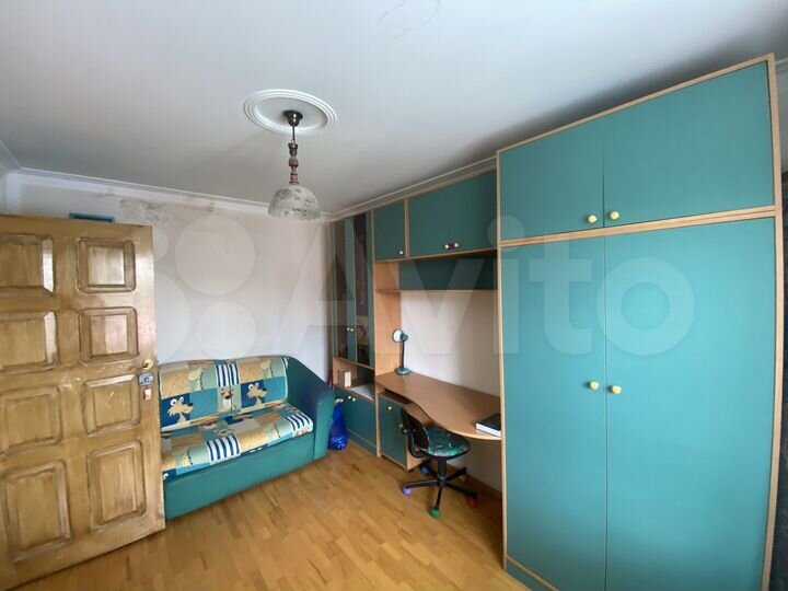 3-к. квартира, 150 м², 3/4 эт.