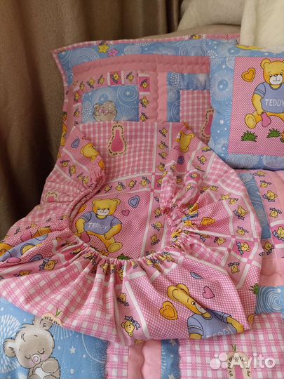 Комплект в детскую кроватку