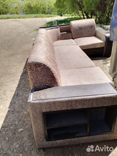 Угловой диван бу