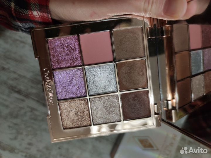 Charlotte Tilbury тени