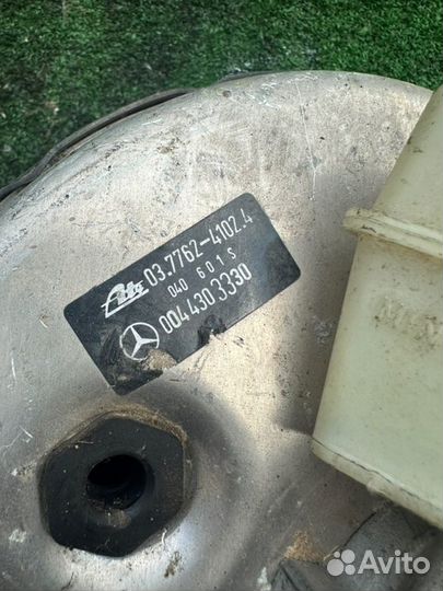 Вакуумный усилитель тормозов Mercedes E W210 2.2