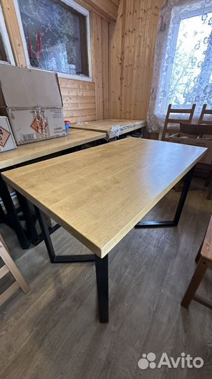 Стол в стиле лофт