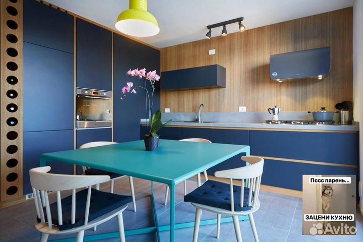 Прямая в потолок кухня на заказ